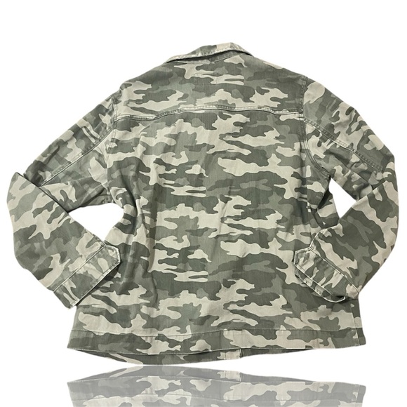 Universal Thread XXL Camo Jacket - Picture 3 of 8